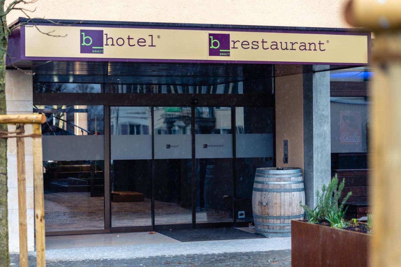 B-Smart Hotel Schoenenwerd Aarau Exterior foto